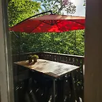 木屋 Boshuisje Met Zwembad Op Het Park