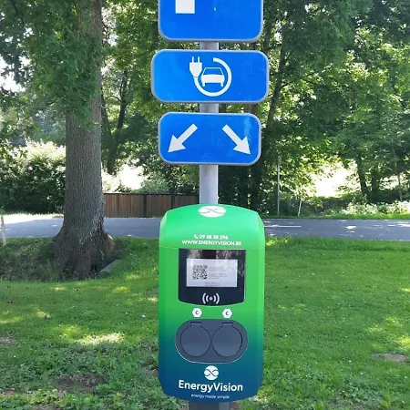 Boshuisje Met Zwembad Op Het Park *